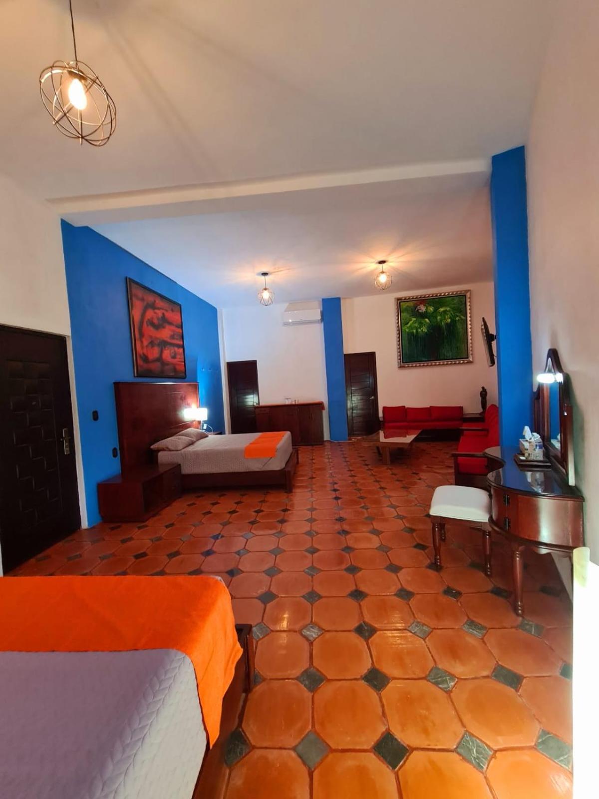 Hotel Alondra Los Laureles Bagian luar foto